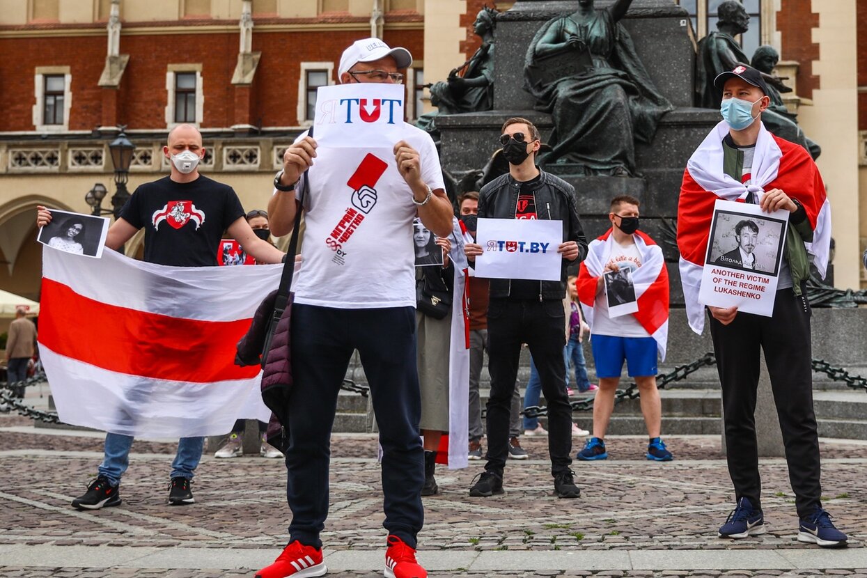 Как отправлять фото на гидру с айфона